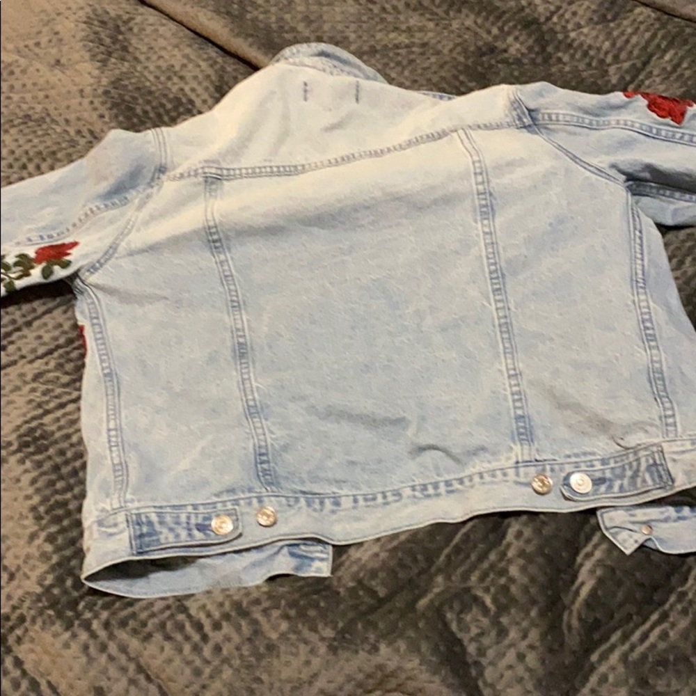 Jean jacket - Picture 3 of 3